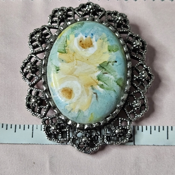 Jewelry - Lovely Vintage Hand Painted Porcelain Brooch Pin Pendant 50s 60s